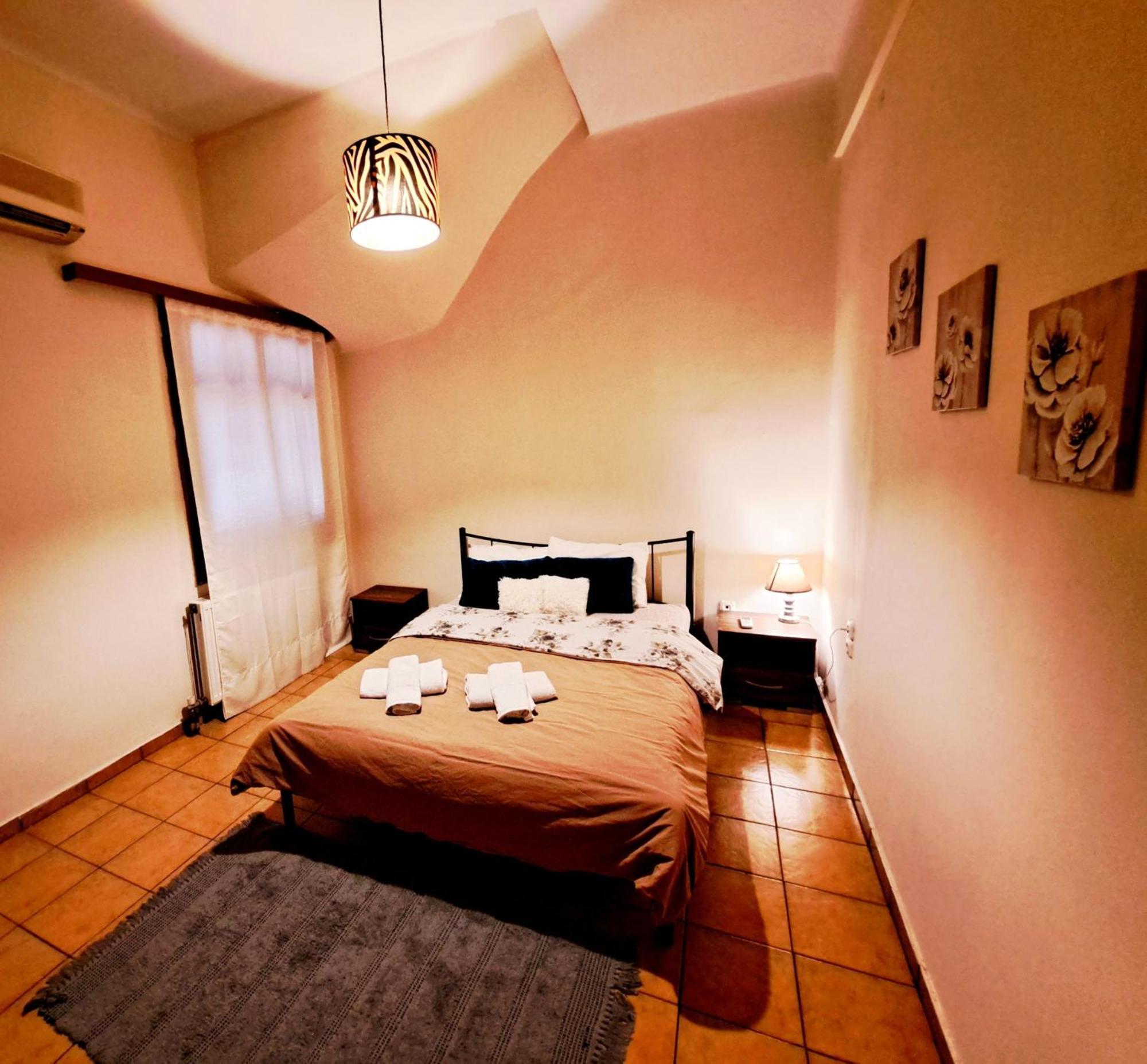 Ferienwohnung House With Yard Subway 5Min Walk Athen Exterior foto