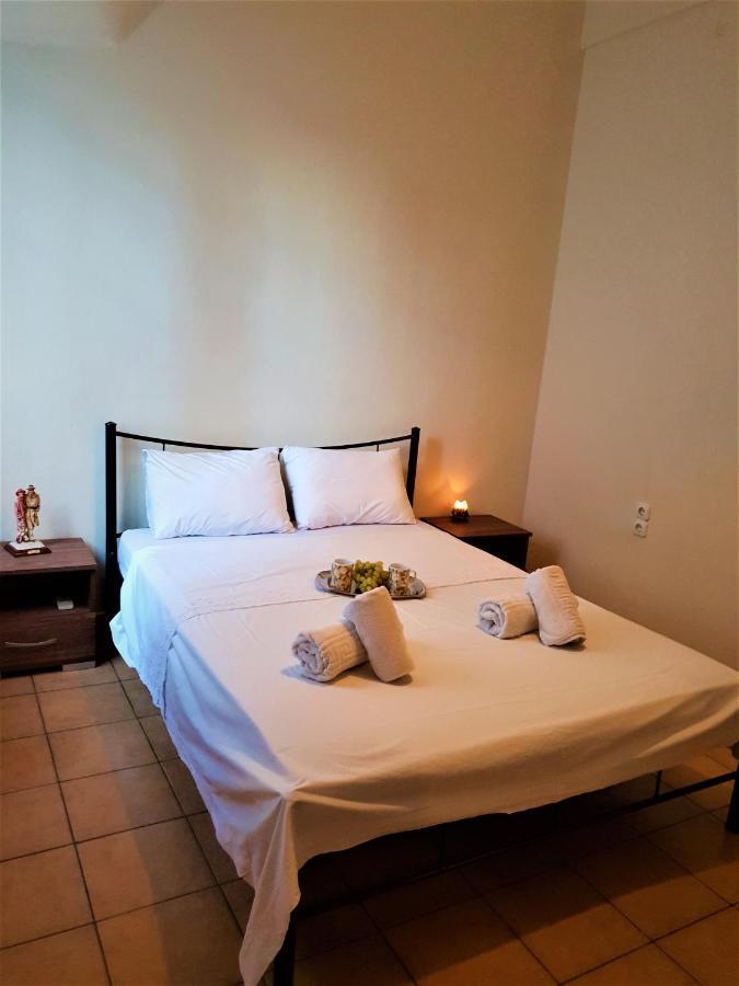 Ferienwohnung House With Yard Subway 5Min Walk Athen Exterior foto