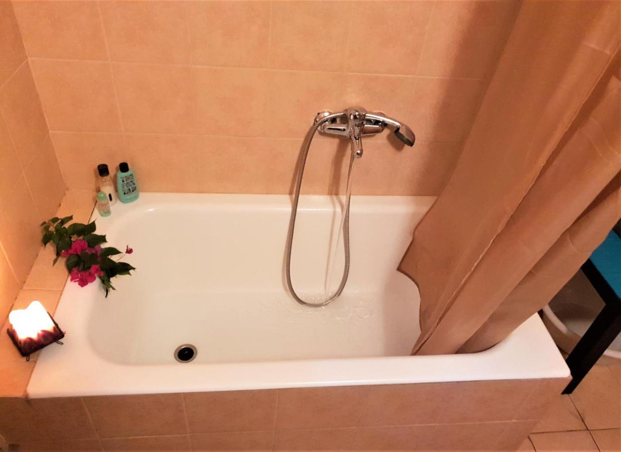 Ferienwohnung House With Yard Subway 5Min Walk Athen Exterior foto
